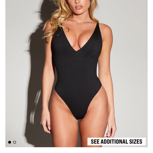 TA3 Shaping Swimsuit - Picture 3 of 5